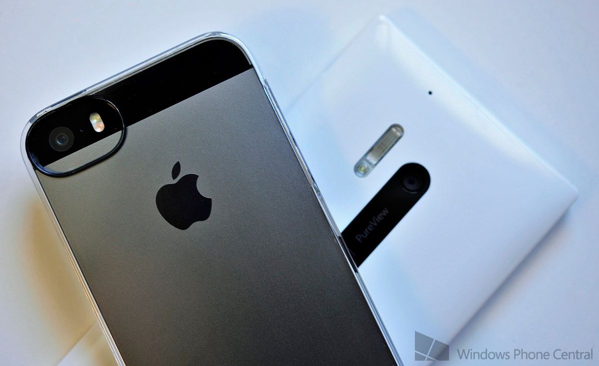 Nokia Lumia 928 lags far behind the iPhone 5 in new screen latency test