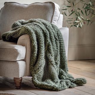 La Redoute Cable Knit Diamond Throw