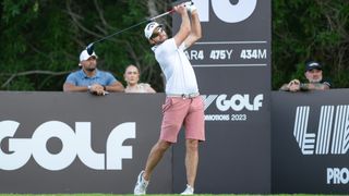 Kalle Samooja takes a shot at the 2023 LIV Golf promotions event