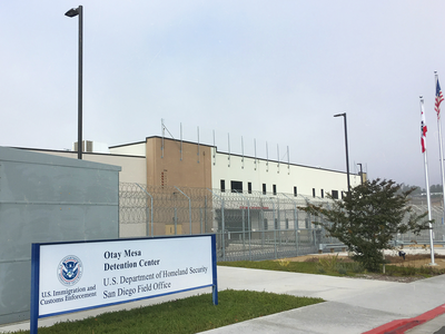 migrants, detention center