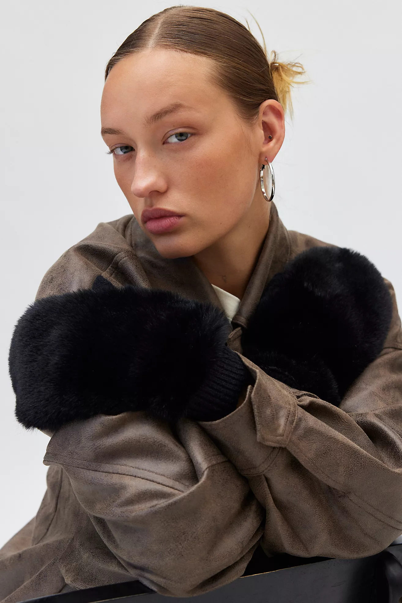 Fuzzy Faux Fur Convertible Mitten