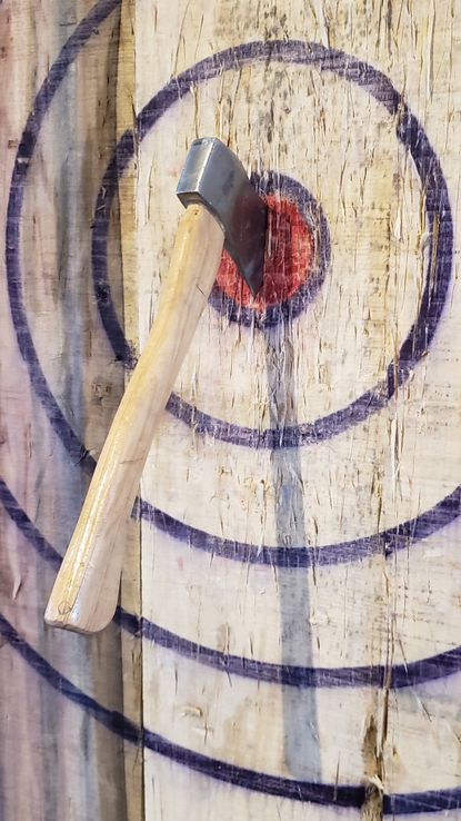 Go Axe-Throwing