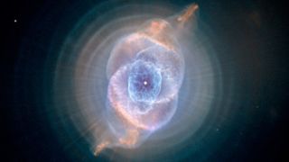 Image of the Cat's Eye Nebula.