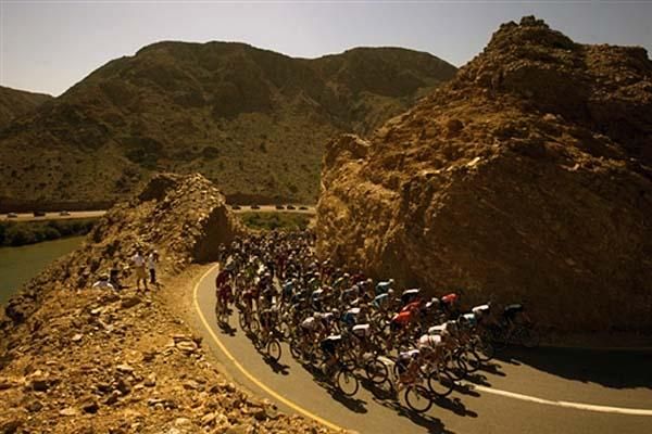 The peloton at the Tour of Oman