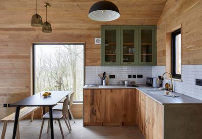 30 Bold Blue Kitchens That Are at the Height of Good Taste