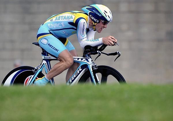 USA's Levi Leipheimer (Astana) rides towards win.