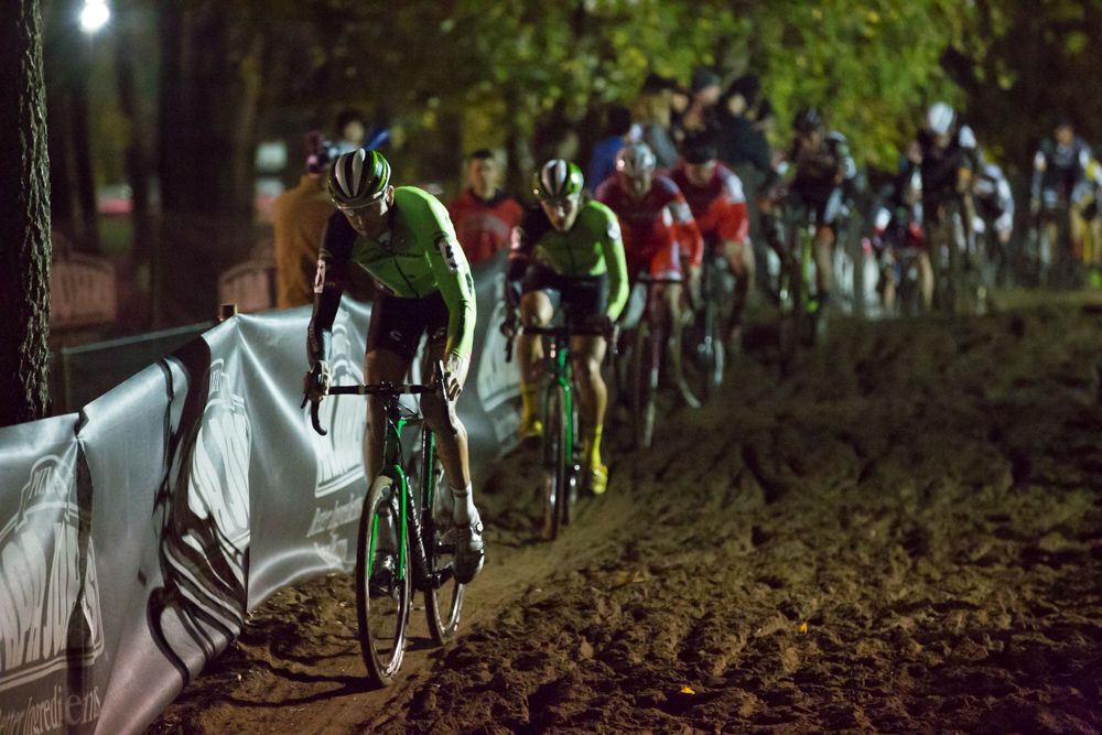 Ryan Trebon leads the Elite Men&rsquo;s field on the first trip through the lengthy sand pit