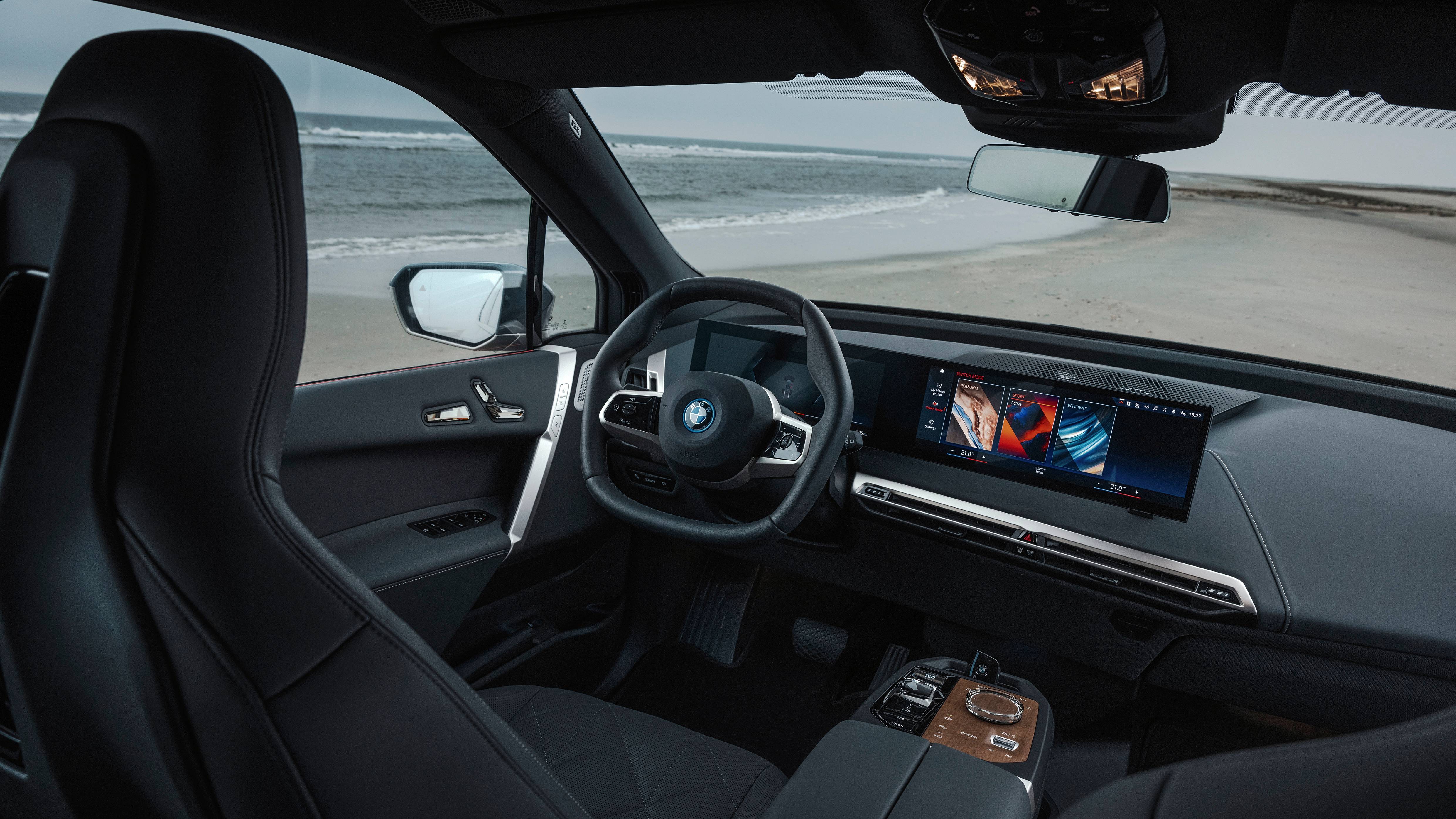 BMW iX