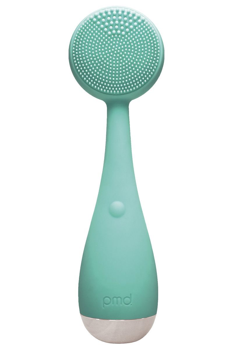 The 11 Best Facial Cleansing Brushes Of 2020 Marie Claire