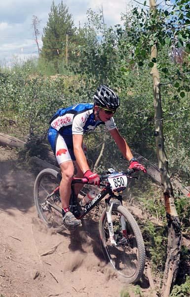 Gordon Cottle (Porcupine) descends.