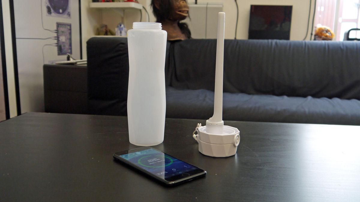 Unfortunately, I do need a smart water bottle to make me drink TechRadar