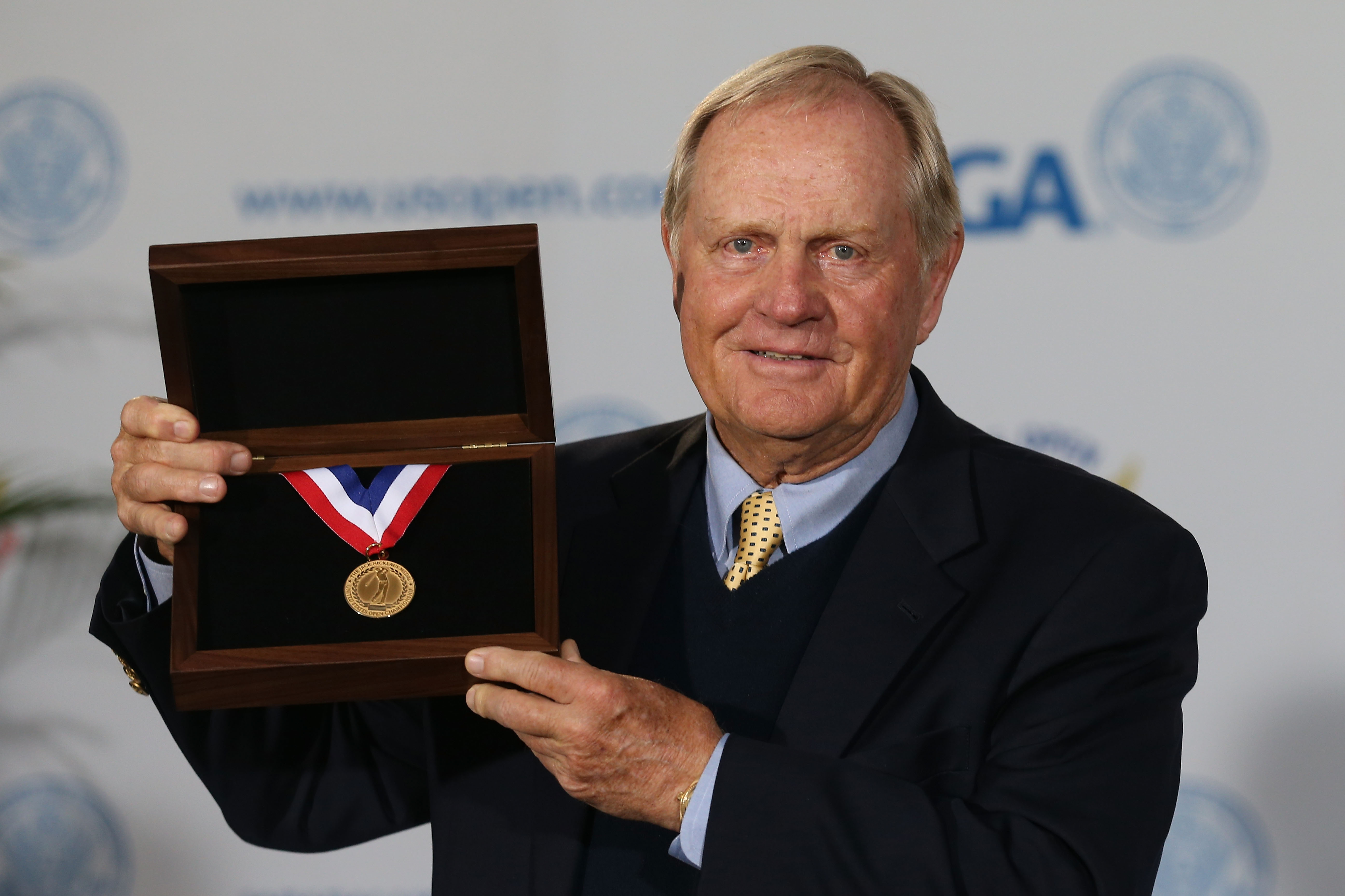 Jack Nicklaus showcases the Jack Nicklaus medal