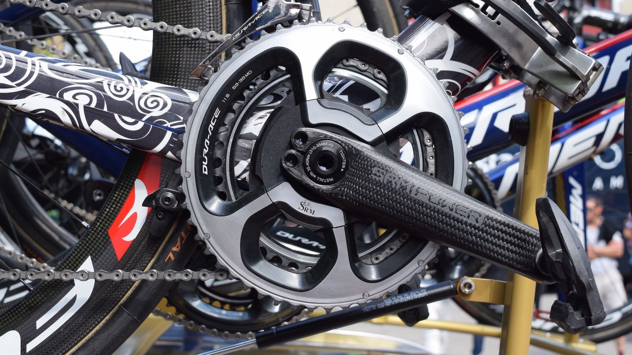 The majority of the Bahrain-Merida bikes are equipped with the latest SRM cranksets