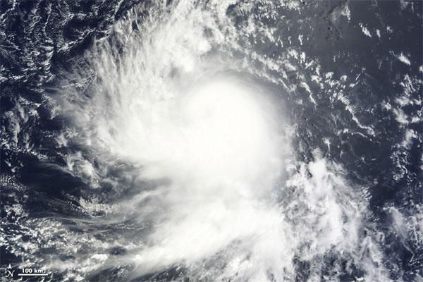 hurricane-danielle-100823-02