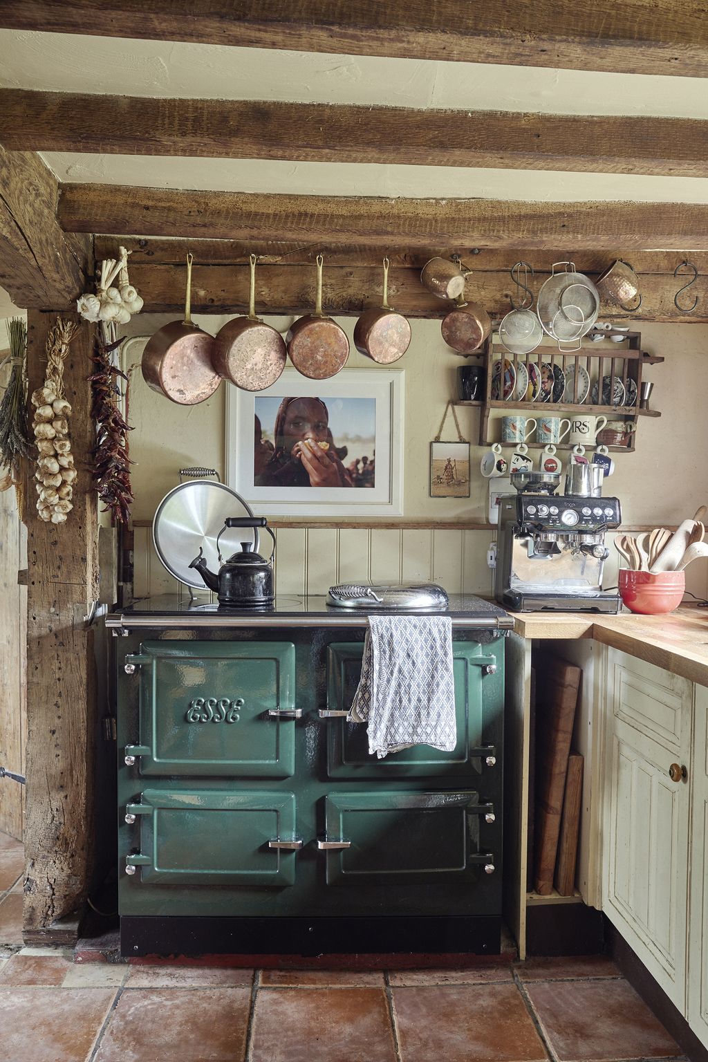 This 16th-century English Cottage Is Beautifully Restored 