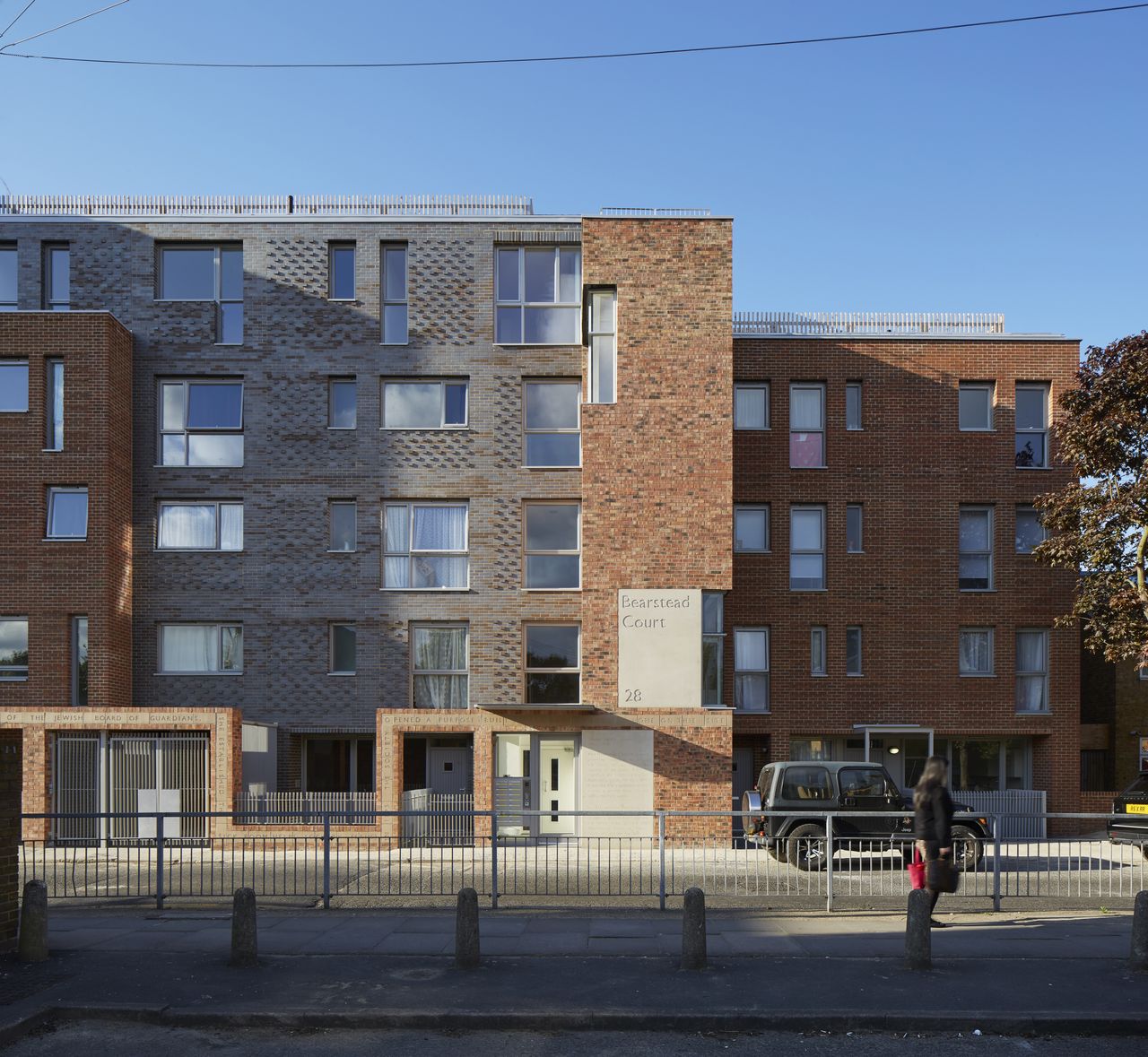 Shared ownership: Peabody Trust Underwood Road, London, United Kingdom. Architect: Brady Mallalieu Architects Ltd, 2015.