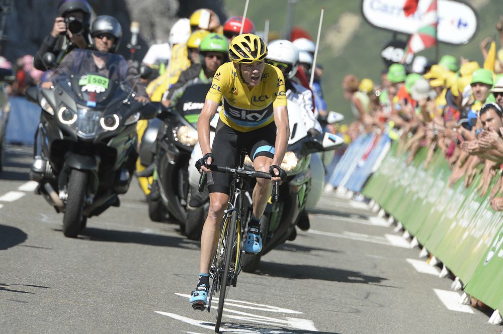 Chris Froome nears the finish of stage 10.