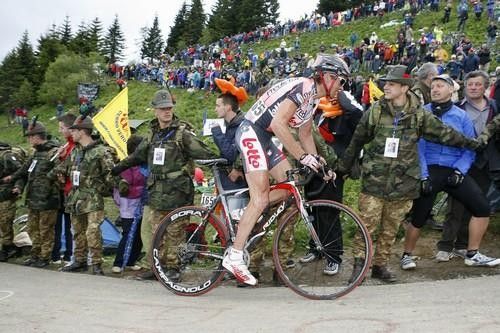 Mario Aerts (Predictor-Lotto) was in the early escape.