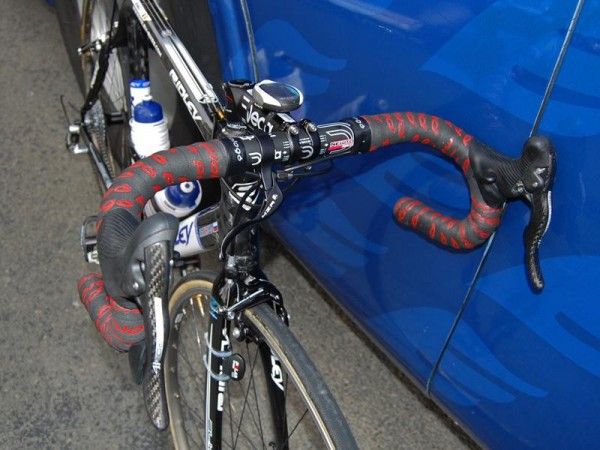 Save for the team-specific logos and sponsor-appropriate parts, these bars could have been found on just about anyone's bike at Paris-Roubaix.