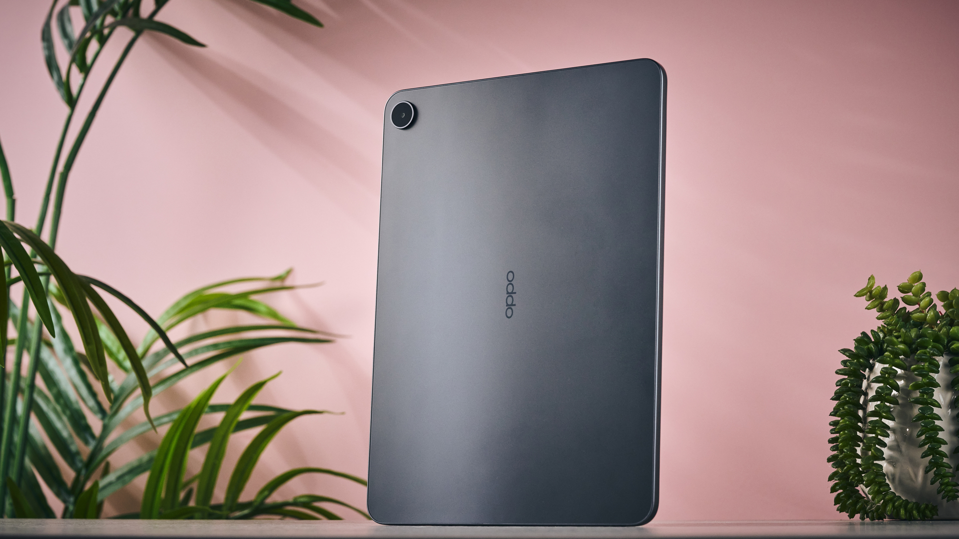 Reverse side of the Oppo Pad 5