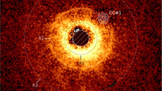 Image of the disk surrounding the star TWA 7 recorded using ESO&rsquo;s Very Large Telescope&rsquo;s SPHERE instrument. The image captured with JWST&rsquo;s MIRI instrument is overlayed.