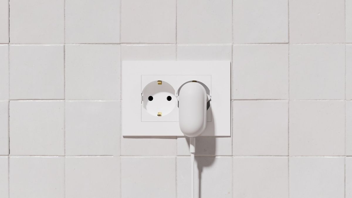 Google Pixel 9 charger