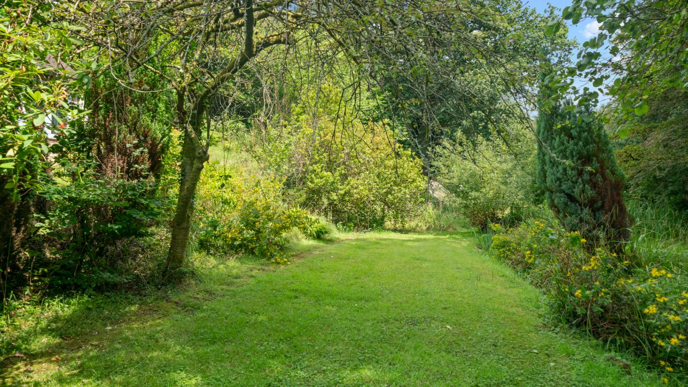 Stream Farm GU26-030