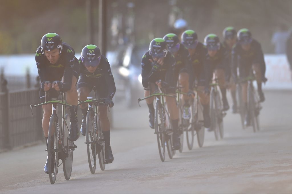 Movistar ride through the dust