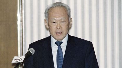 150323-lee-kuan-yew.jpg