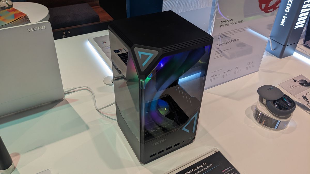 I have no clue how Tecno managed to fit an RTX GPU inside this tiny liquid-cooled PC, but I love it