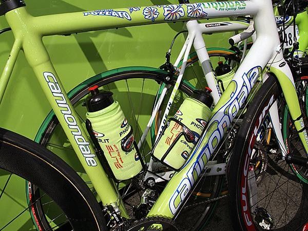 Pozzato's bottles wore fabric covers&hellip; perhaps for a better grip?