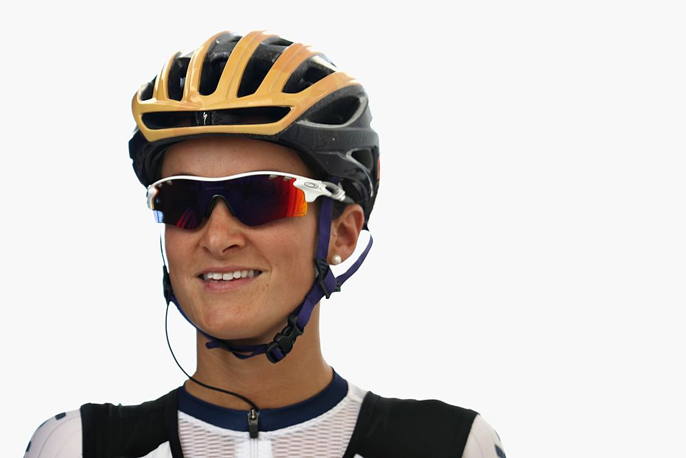 Defending champion Lizzie Deignan (Great Britain) on the start line