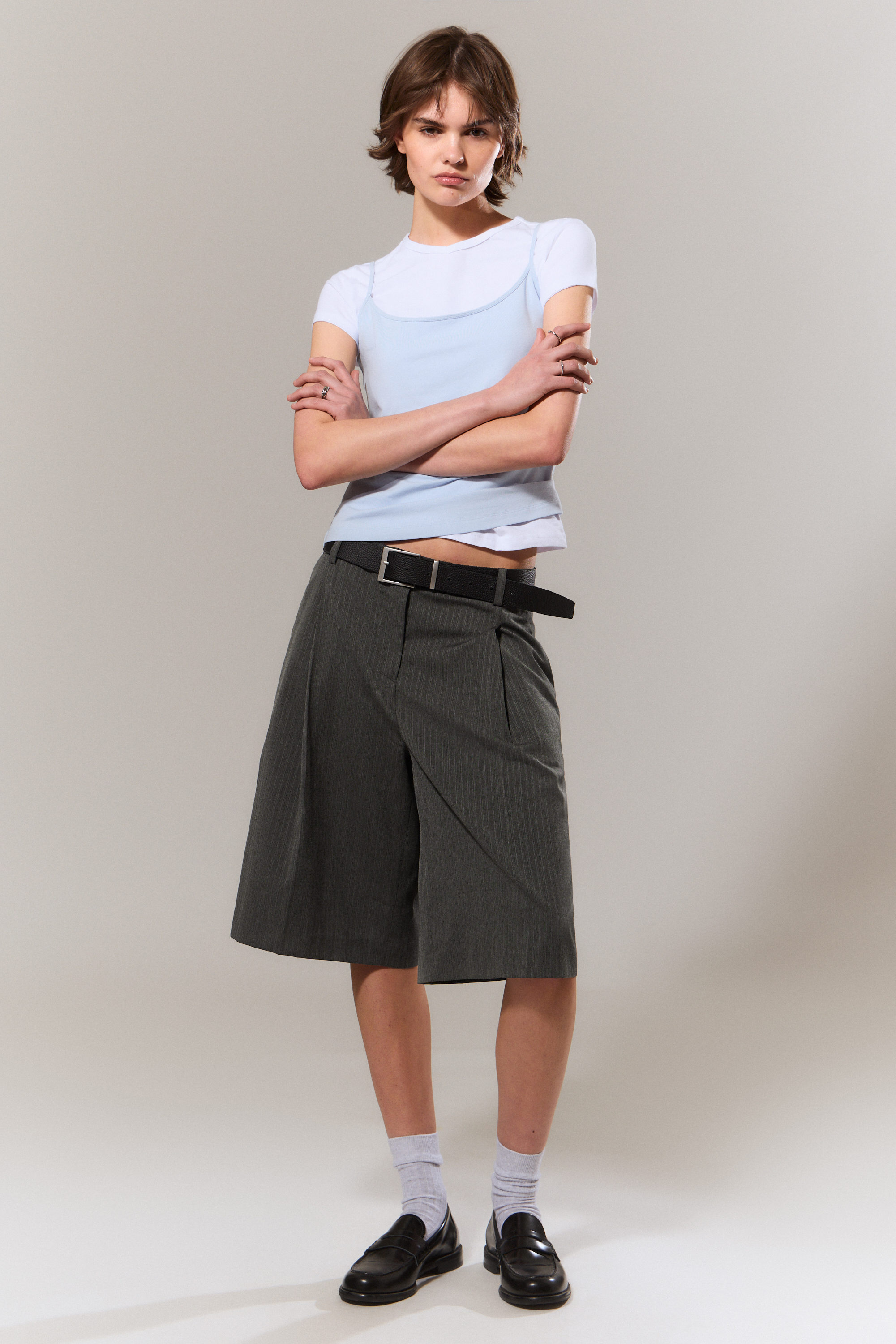 Low Rise Loose Pleated Suiting Shorts