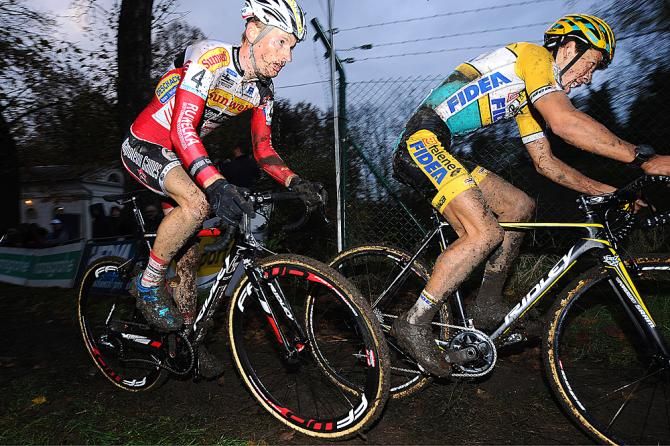 Kevin Pauwels tails Tom Meeusen