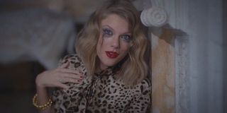 Taylor Swift - "Blank Space" Music Video