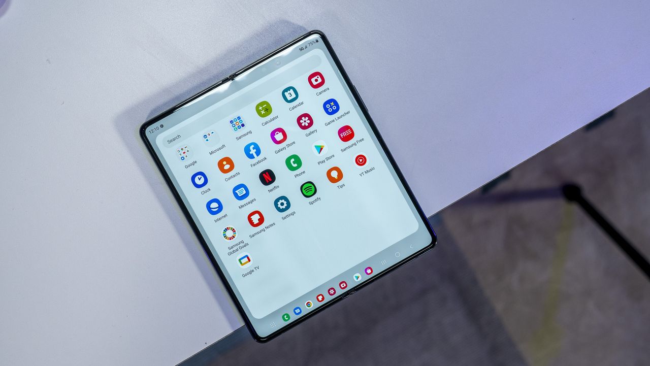 Samsung Galaxy Z Fold 4 inner display