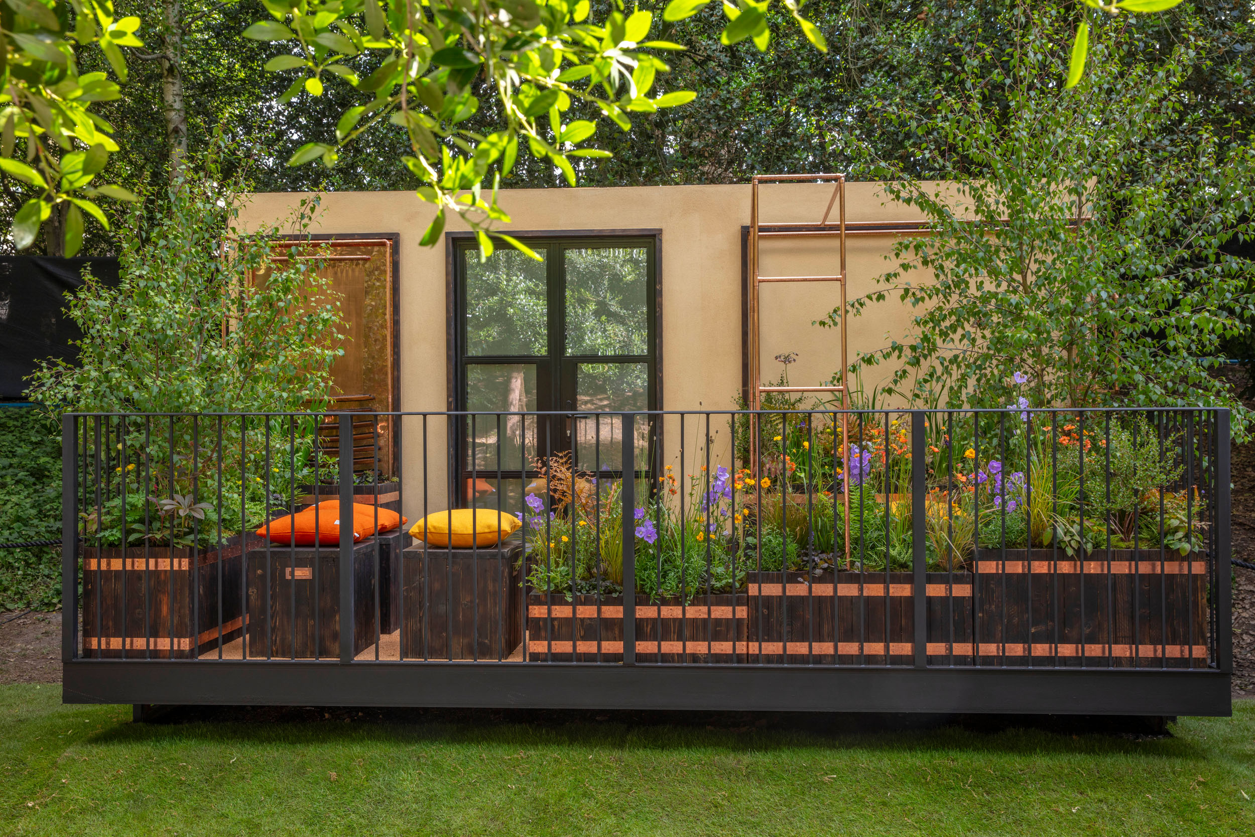 Fettercairn: The Angels&amp;rsquo; Share &amp;mdash; balcony garden by May Starey at RHS Chelsea Flower Show 2026