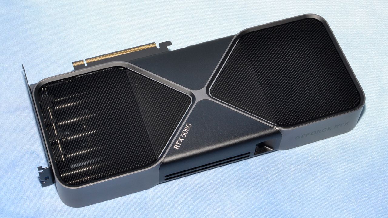 Nvidia GeForce RTX 5080 Founders Edition card photos and unboxing