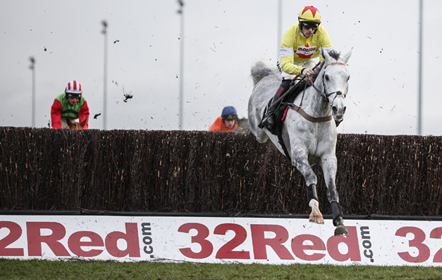 Kempton Races