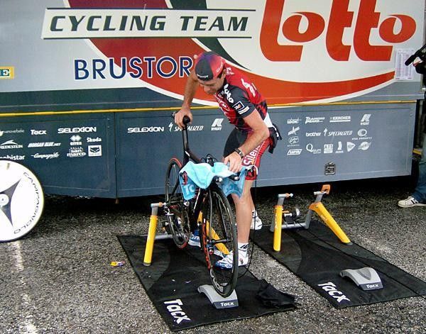 Cadel Evans gets ready to warm up for the time trial.