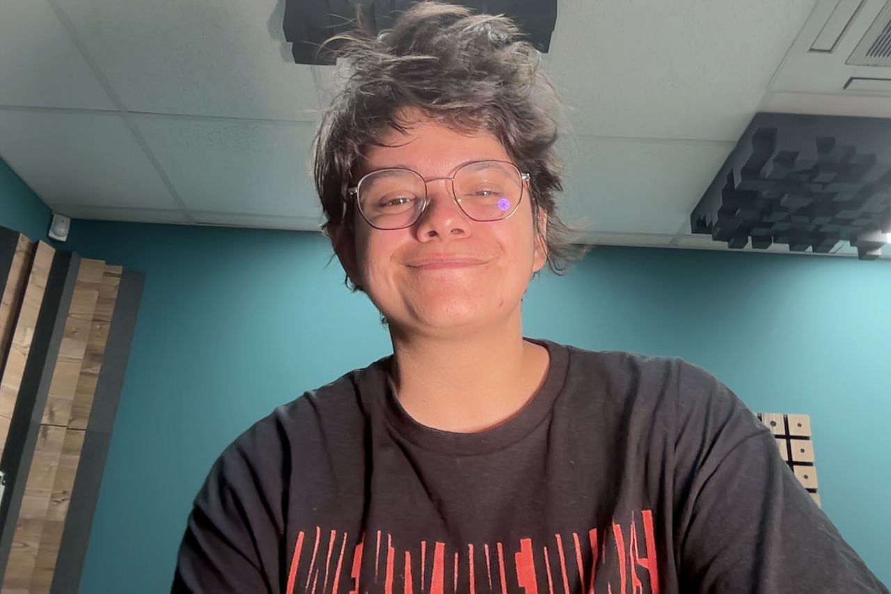 A photo of a woman taken with a NEO 2 panel light on