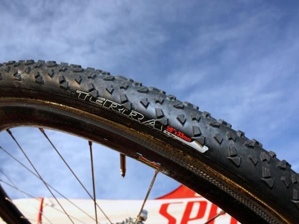Stated width is 33mm in keeping with the latest UCI rulings but if anything, team rider Todd Wells says they'll measure slightly on the small side to ensure they're legal on race day.