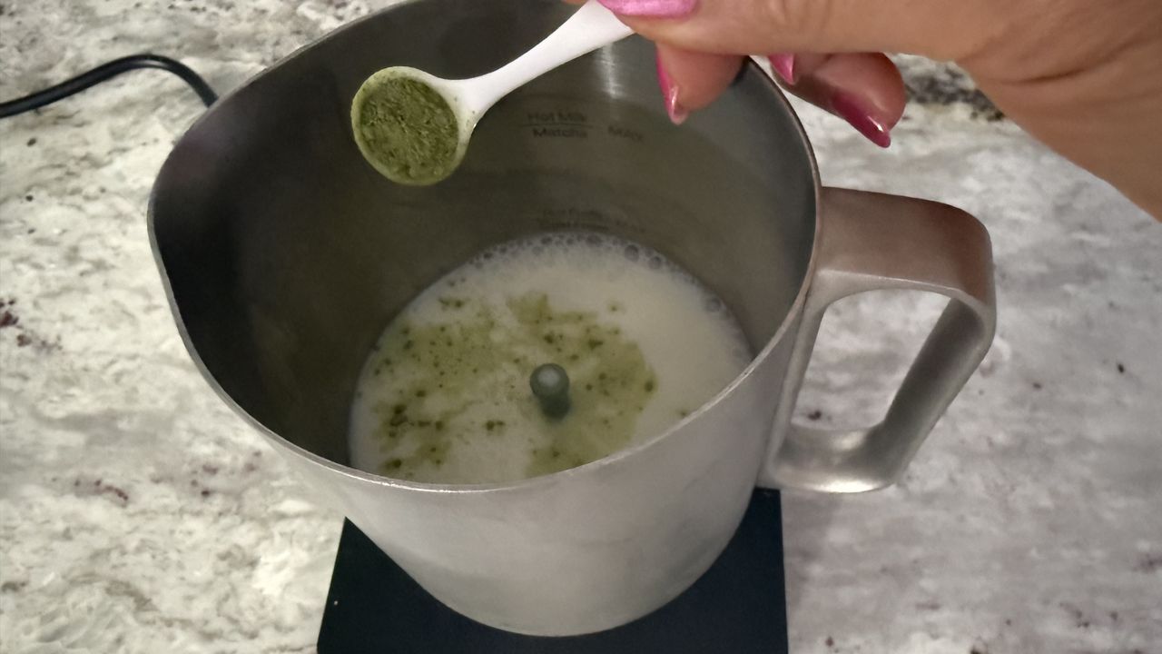 Terra Kaffe Aero making matcha