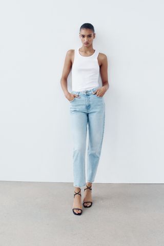 Z1975 Mom-Fit High-Waist Jeans