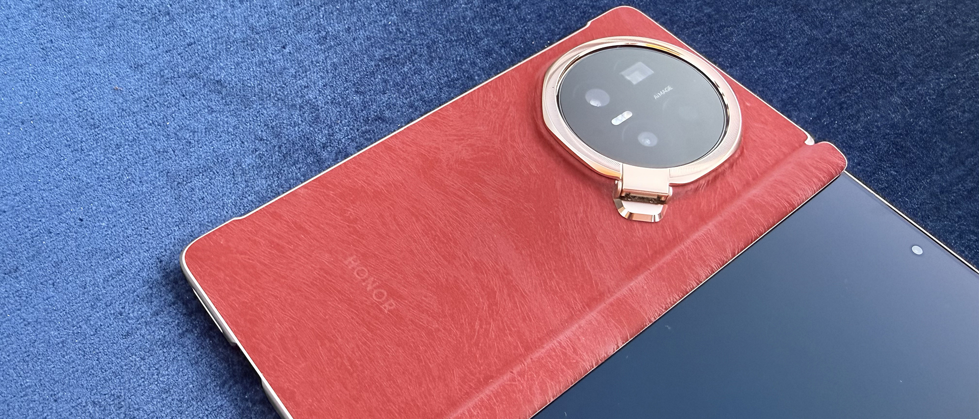Various shots of the new foldable cameraphone Honor Magic V6.