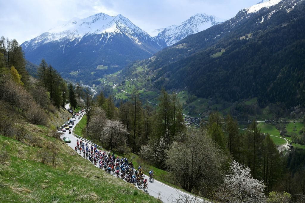 ZINAL VAL DANNIVIERS SWITZERLAND APRIL 30 A general view of the peloton competing during the 75th Tour De Romandie 2022 Stage 4 a 1801km stage from Aigle to Zinal Val dAnniviers 1664m TDR2022 on April 30 2022 in Zinal Val dAnniviers Switzerland Photo by Dario BelingheriGetty Images