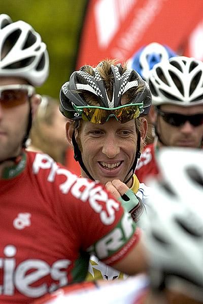 Big Red: Great to see Sean Sullivan back racing in Tasmania after commitments in the USA. Sullivan is riding for the DiscoverTasmania.com/TIS team on the tour.