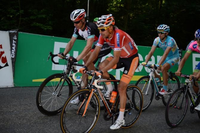 Mountains leader Robert Vrecer (Euskaltel-Euskadi) rolls along next to stage 4 breakaway companion Jens Voigt (RadioShack Leopard)