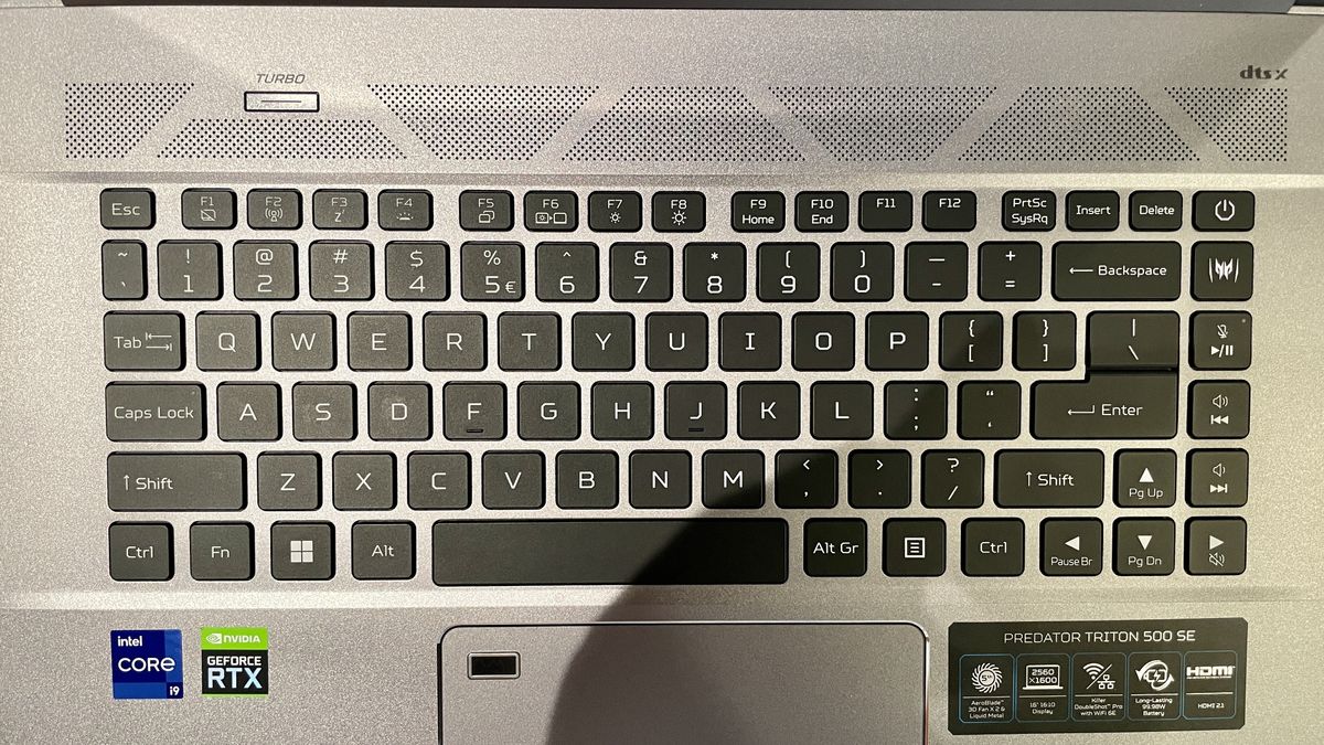 Acer Predator Triton 500 SE