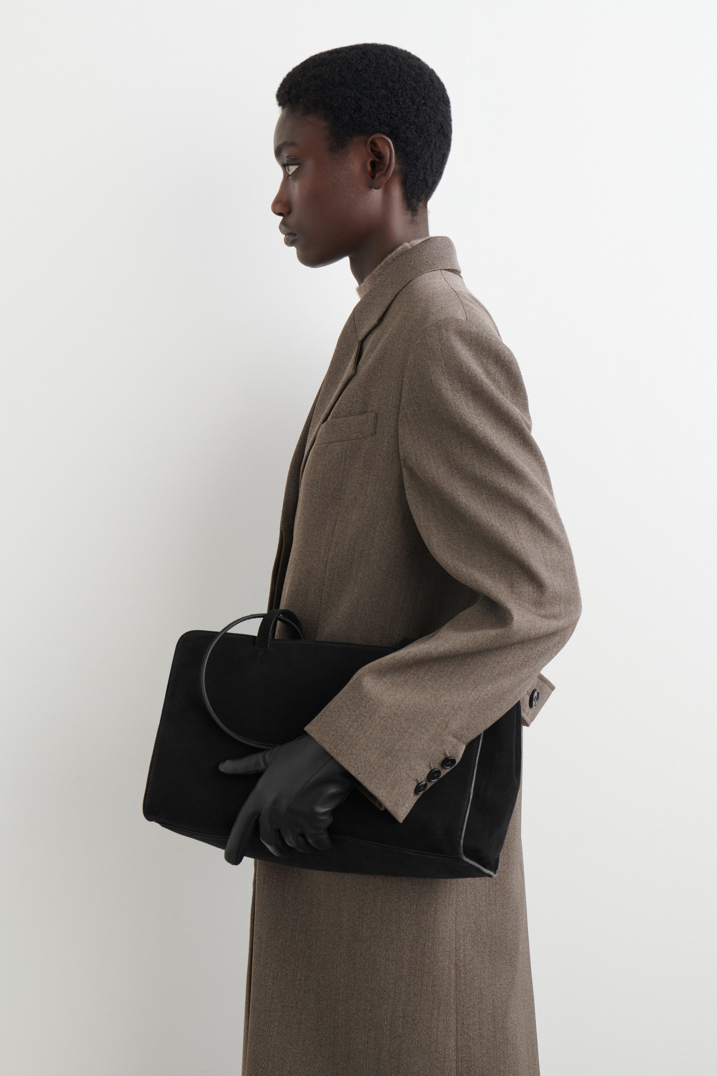 Cashmere-Lined Leather Gloves